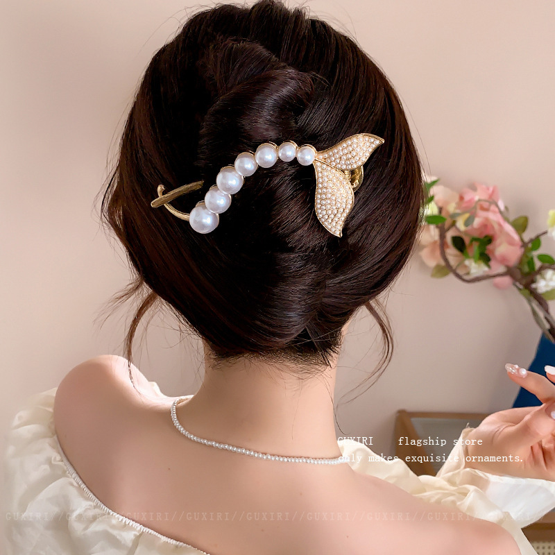 蝶結びタッセルヘアクリップ 女性用 後頭部用 2025年新作 高級ツイストワンワードクリップ 高級感のあるヘアクリップ ヘアアクセサリー|undefined