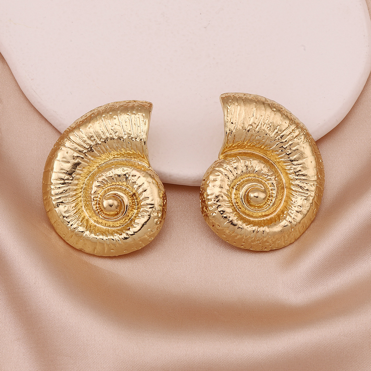 1 Pair Quantity 1 Pair Vintage Style Conch Plating Zinc Alloy Ear Studs