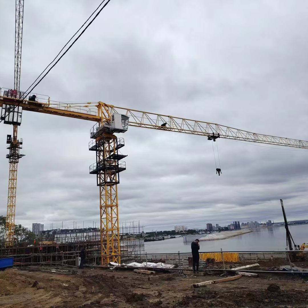 塔吊厂家 10吨塔吊40米45米高度 1835*1835*2500塔身标准节 吊机