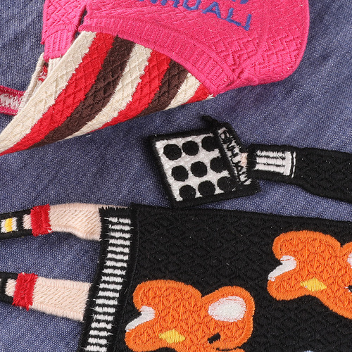 Computer embroidery label cartoon character girl water-soluble embroidery label patch sticker clothing accessories decoration hand-embroidered cloth patch