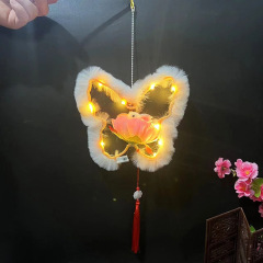 新商品の光る蝶のウサギの花灯