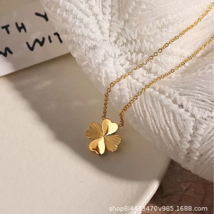 Художественное Ретро четырехлистное клеверное ожерелье из титановой стали, женский кулон на удачу на ключицу, Корейская цепочка на ключицу, трансграничная Горячая оптовая продажа
