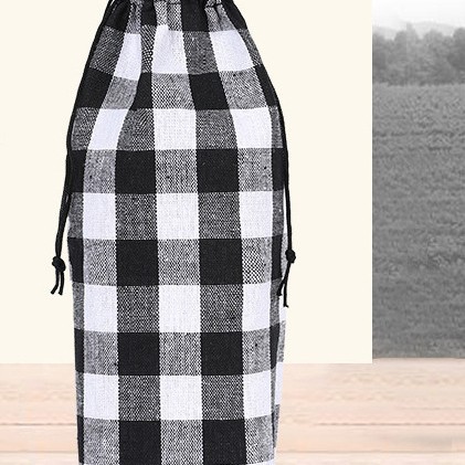 Black and White Plate