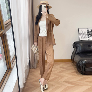 �r���ް��I�b���bŮ�߼����p���L���b����ѝ���ﴩ��Ů�bһ����