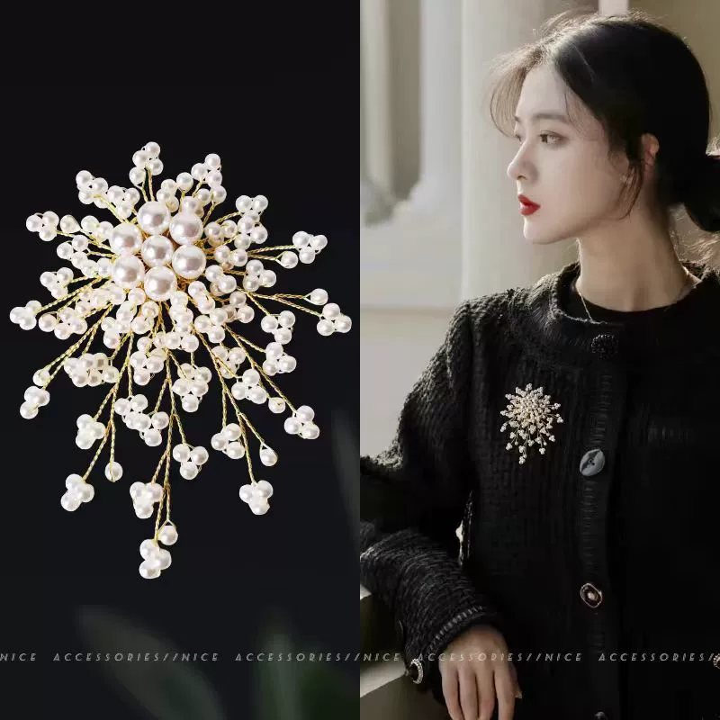 Pearl brooch, gold‑tone lapel pin, floral and snowflake styles, lightweight elegant accessory