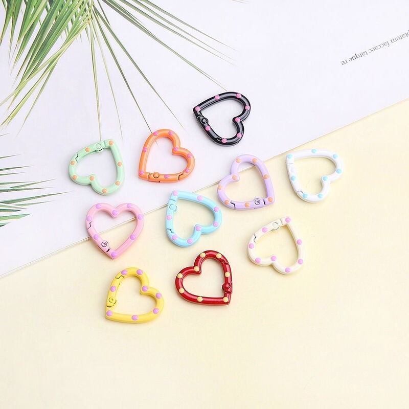 Cute three-dimensional painted paint love keychain spring buckle DIY handmade luggage toy jewelry hook material Cute three-dimensional painted paint love keychain spring buckle DIY handmade luggage toy jewelry hook material