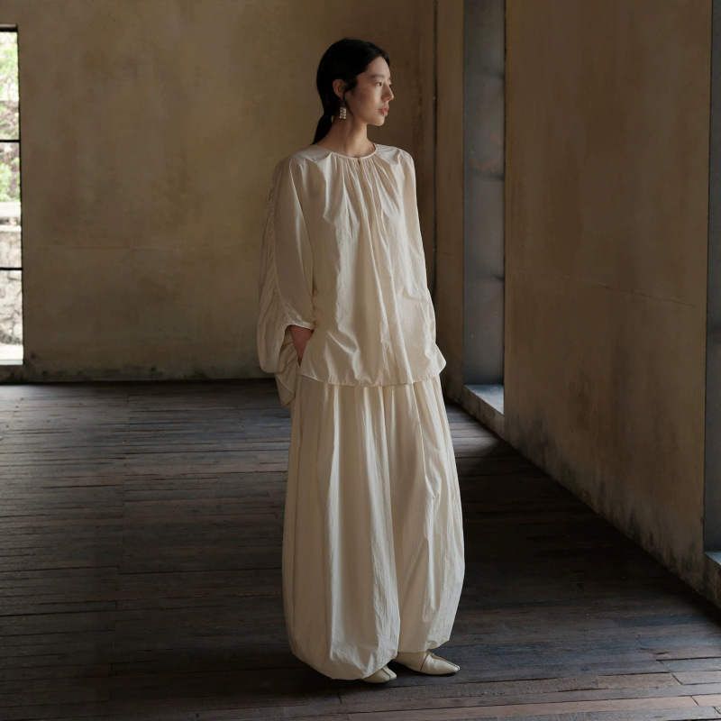 Silhouette Pleated Lace-Up High-Thread-Count Cotton Old Money Style Shirt and Lantern Pants D0512 Casual Commute Two-Piece Set for Women