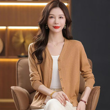 2025�ﶬ���r�к��s��������Ů�bᘿ���ë�����׋����b����ë�_��