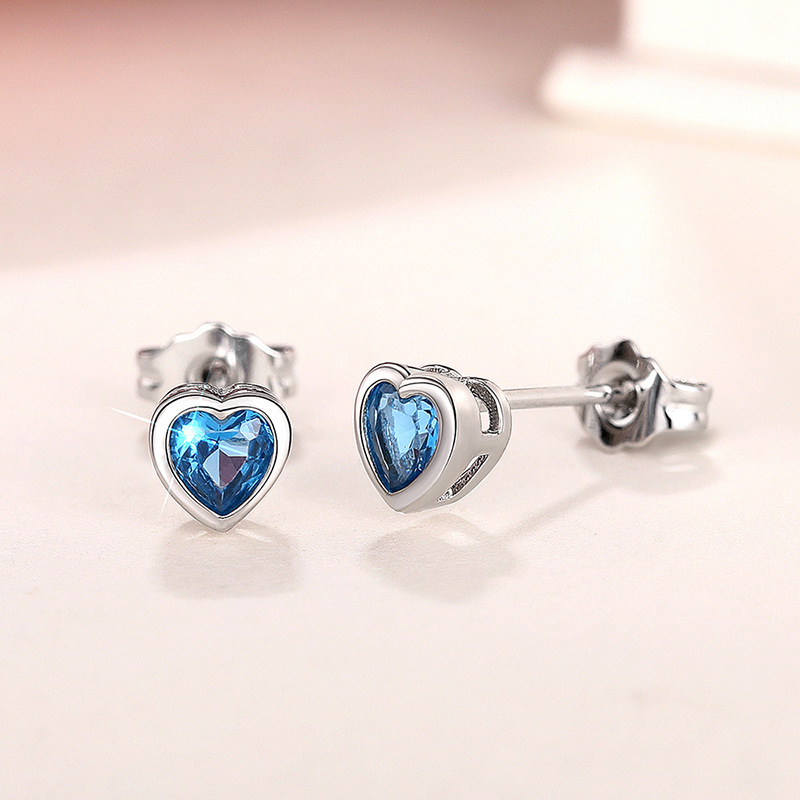 3g Weight Copper Ear Needle Material Ear Studs Classification 1 Pair Quantity Daily, Street Occasion Copper Material Heart Shape Pattern All Seasons Season Women's Gender Sweet Style 1 Pair Sweet Heart Shape Copper Ear Studs 25