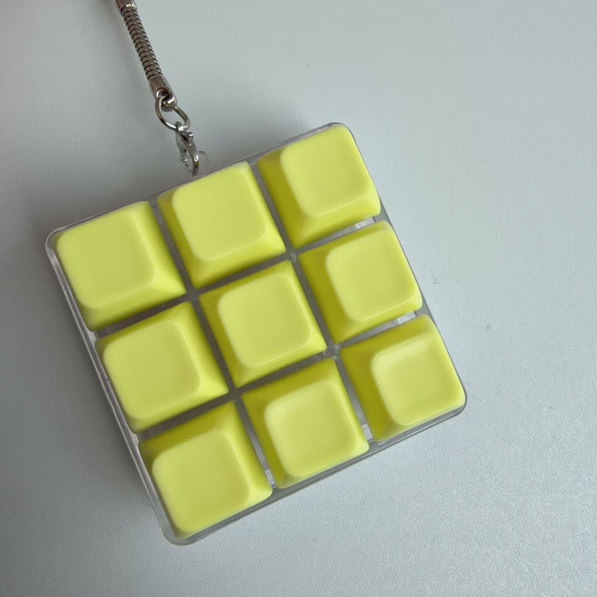 Nine-key transparent shell-bright yellow