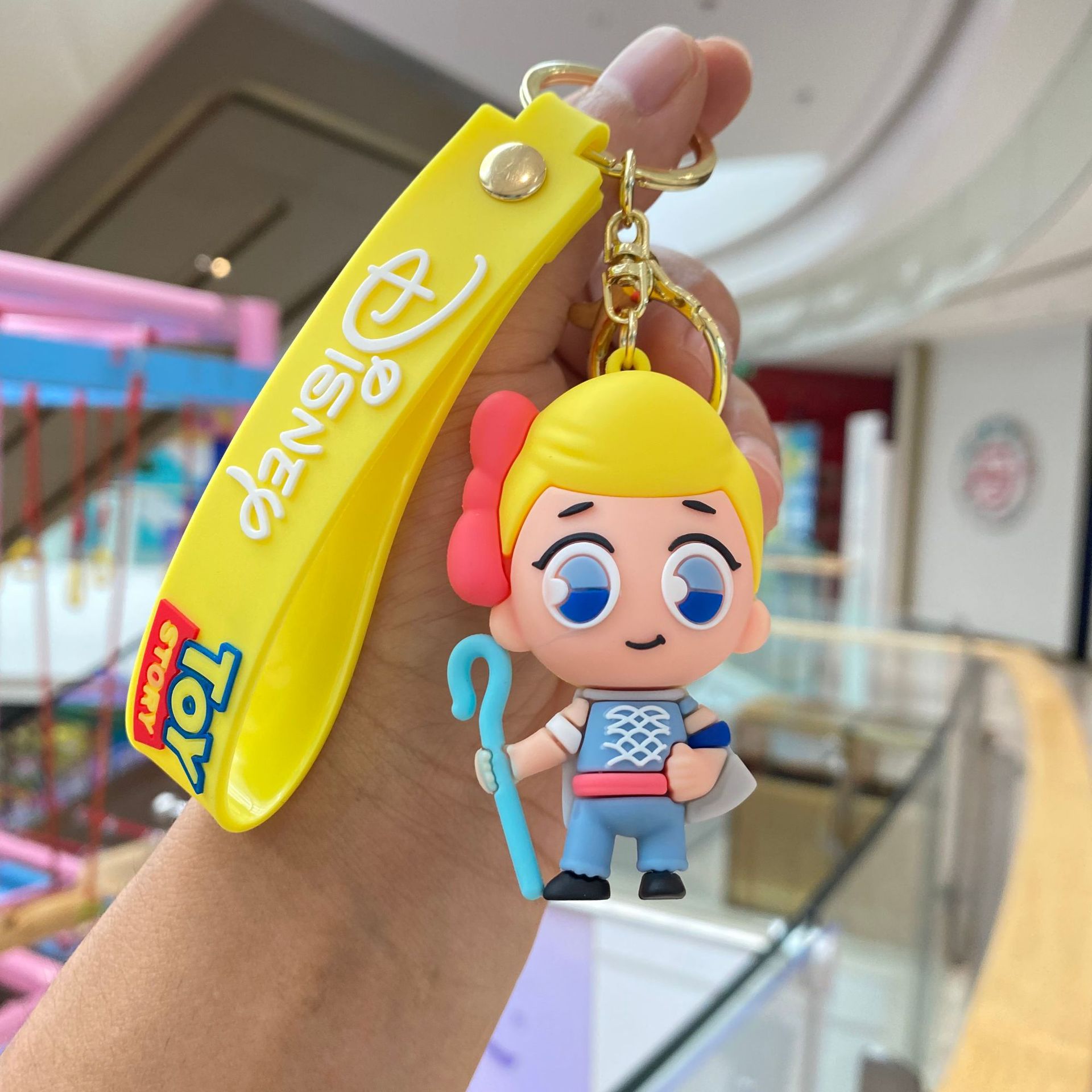 Transfronterizo Toy Story llavero colgante coche llavero adornos muñeca máquina muñeca pequeño regalo al por mayor