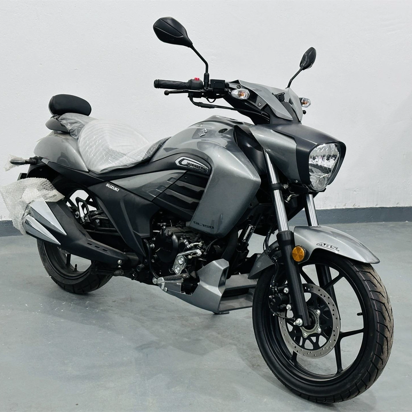Уличный круизер (Suzuki) GSX155 — ретро travel-версия, круиз-стиль, распылённая отделка