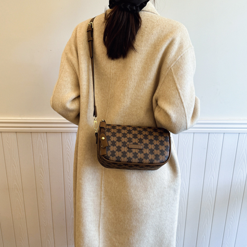 Bolso de mujer otoño / invierno 2024 nuevo bolso de mujer de alto nivel retro nicho de diseño bolso de hombro de moda bolso casual