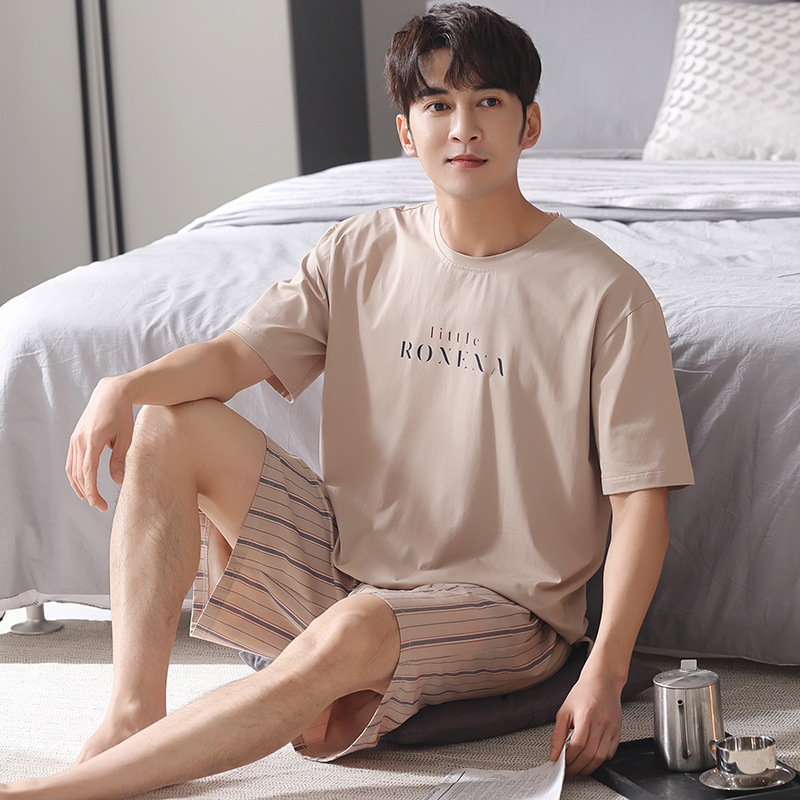 男性パジャマ夏の薄いモデルのモーダル綿の半袖半ズボン男性の家庭服夏の太ったスーツ