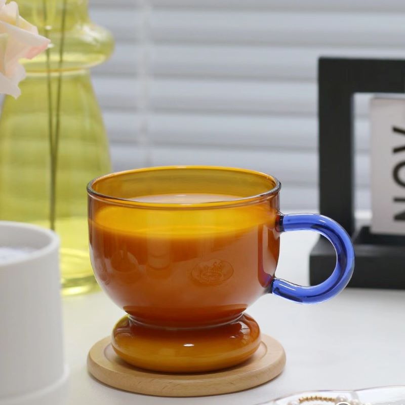 新品供应彩色玻璃杯配碟子北欧风家用个人咖啡杯带勺可定logo