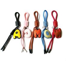 跨境日韩钥匙扣英文字母皮革多巴胺包包挂件小饰品编织绳配件礼物