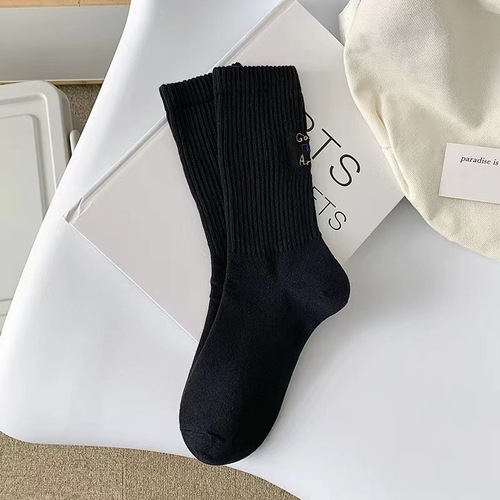 Socks for women in spring and summer mid-calf socks thin ins trend versatile outer wear Japanese internet celebrity college style sports pile socks