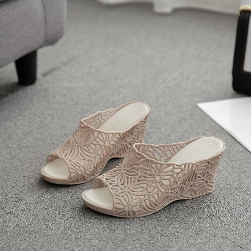 New Korean Style Wedge Slippers for Women, Soft Sole, Thick Heel, High Heel, Dancing Plastic Summer Fashion Outer Wear Sandals and Slippers