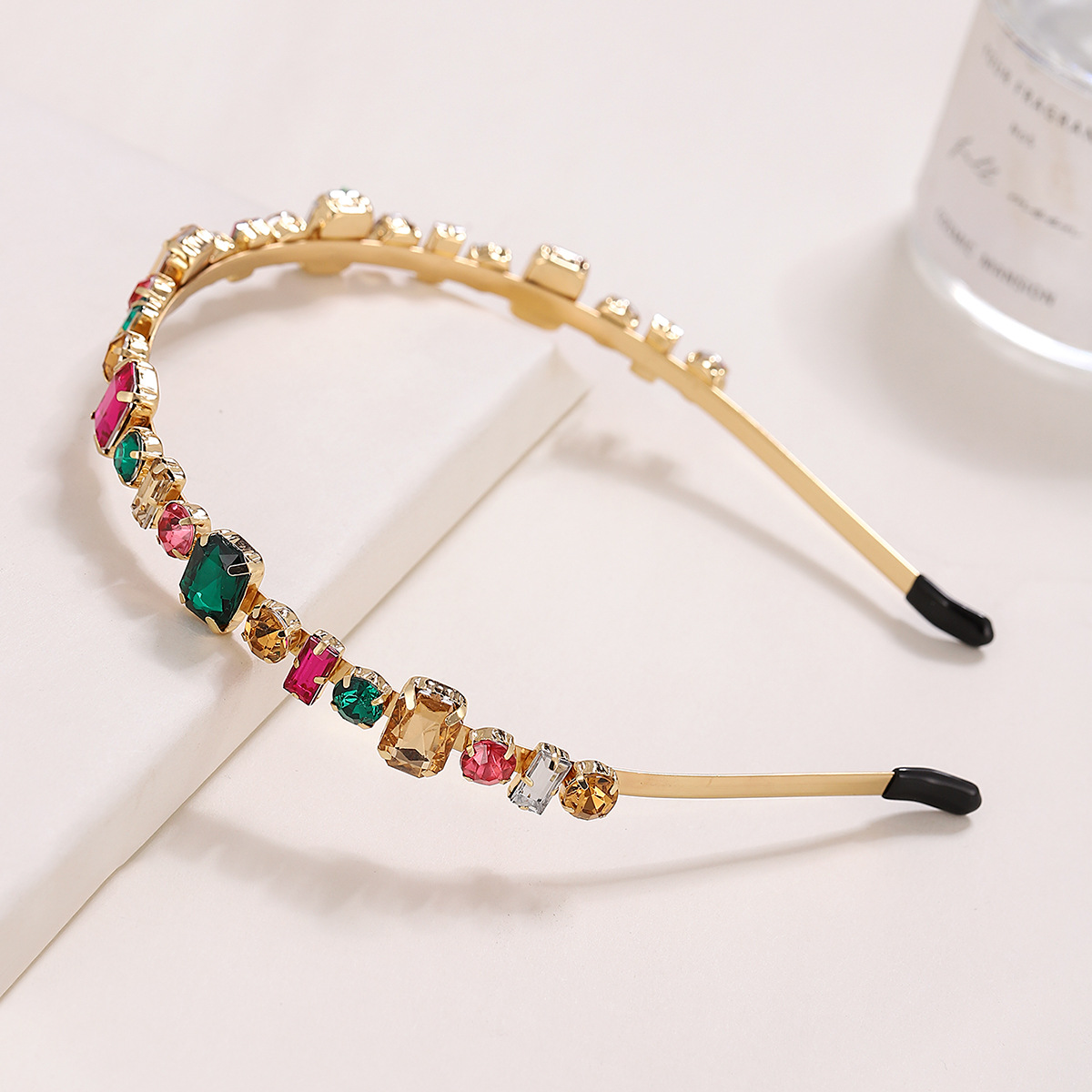 Europa y América metal rhinestone diadema aleación geométrica diadema de cristal de color personalidad barroco retro tocado