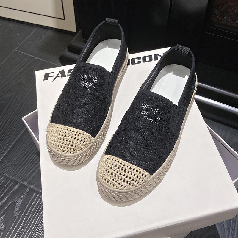 Fisherman's Shoes Women's 2025 Spring New Korean Style Round Toe Flat Bottom Color Matching Slip-On Lazy Casual Shoes Wholesale