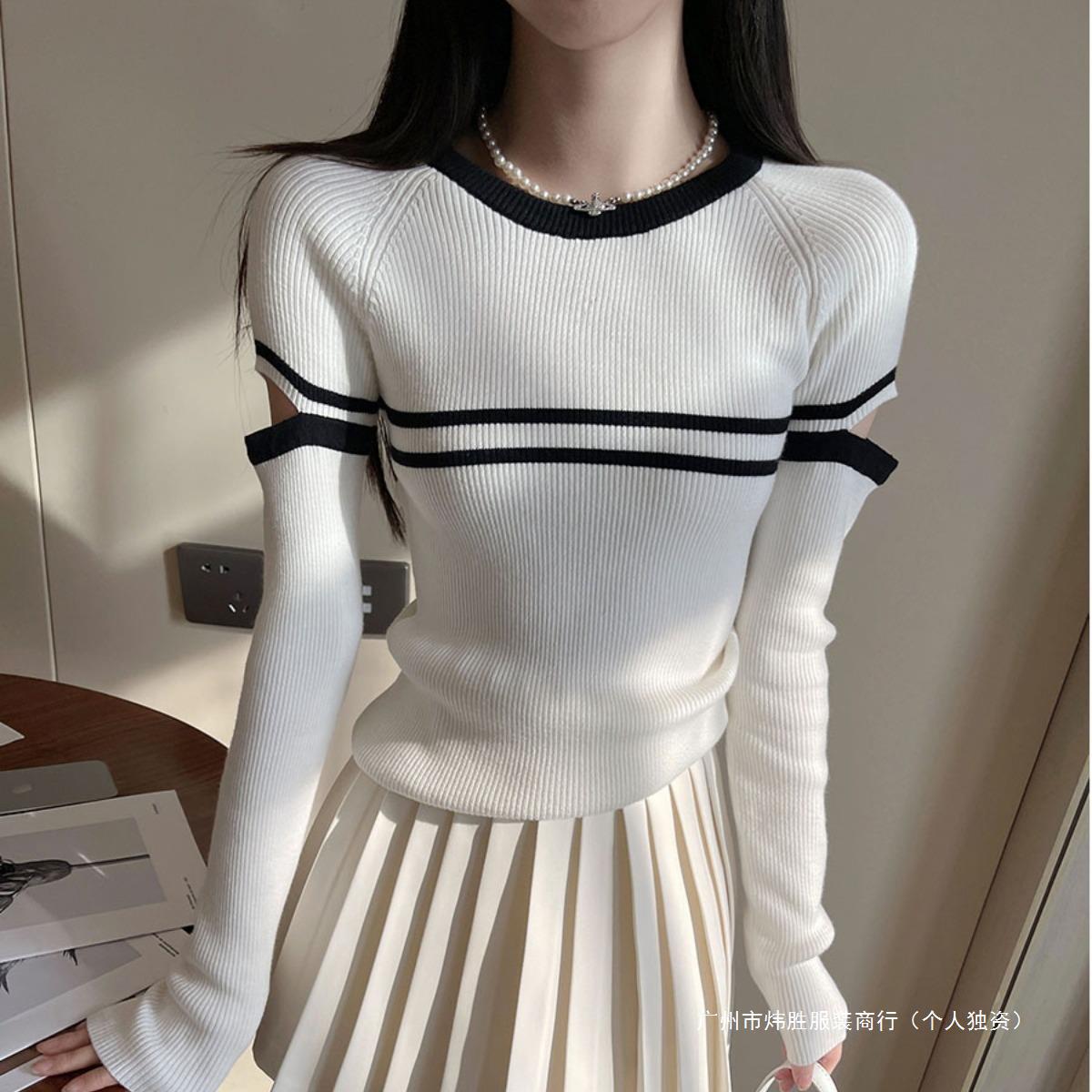 Knitted long-sleeve