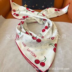 正确版本欧阳娜娜同款抹胸樱桃90×90大方巾两用披肩丝巾女围巾春
