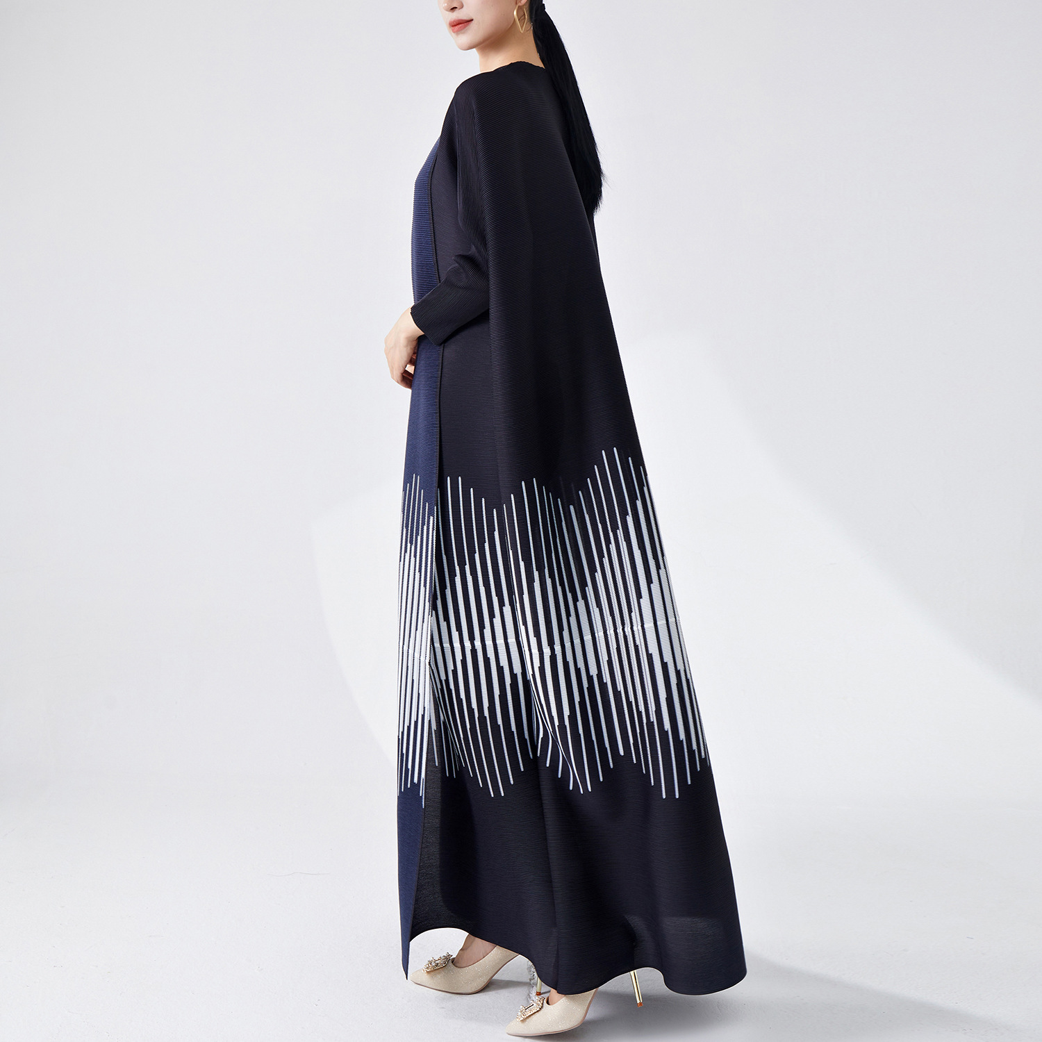 Cross-border Middle Eastern Women's Are Hot-selling, Offering A High-end Feel, With Loose-fitting Plus-size Cardigan_ecoleips.com