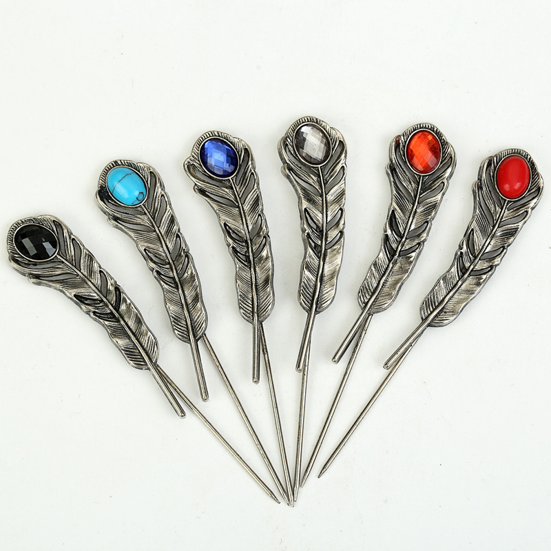 Cross-Border Hot Selling Retro Diamond Feather Brooch Export Export Scarf Jacket Accessories Manufacturer Wholesale Customization
