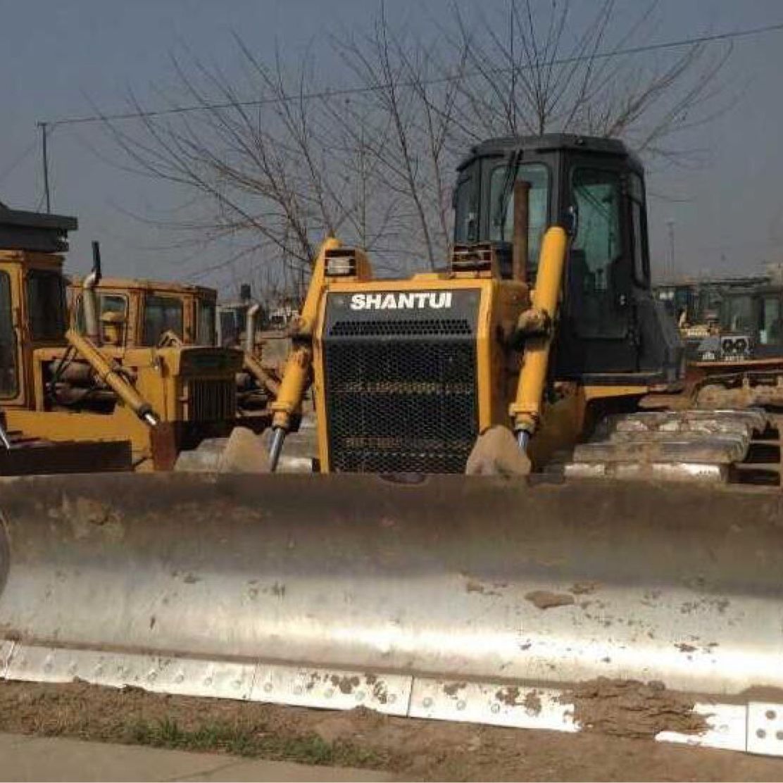 160 y 130 bulldozer de montaña usado 8 - 9 por ciento nuevo image 5