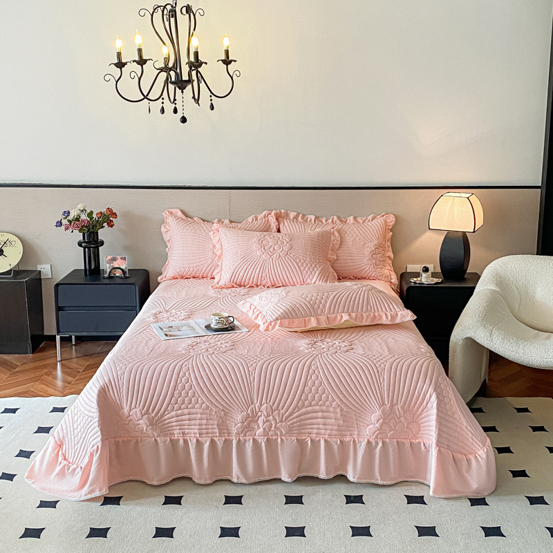 Tapa de cama de encaje de hoja de loto de color sólido de tres piezas, sábanas acolchadas acolchadas gruesas y aptas para la piel, las ventas directas de fábrica se pueden enviar en nombre de una pieza