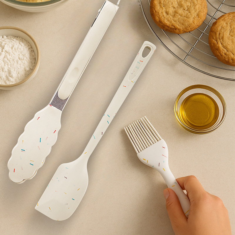 Amazon estilo caliente blanco color caramelo granular silicona utensilios de cocina de 12 piezas cubo de almacenamiento utensilios de cocina juego de cocina