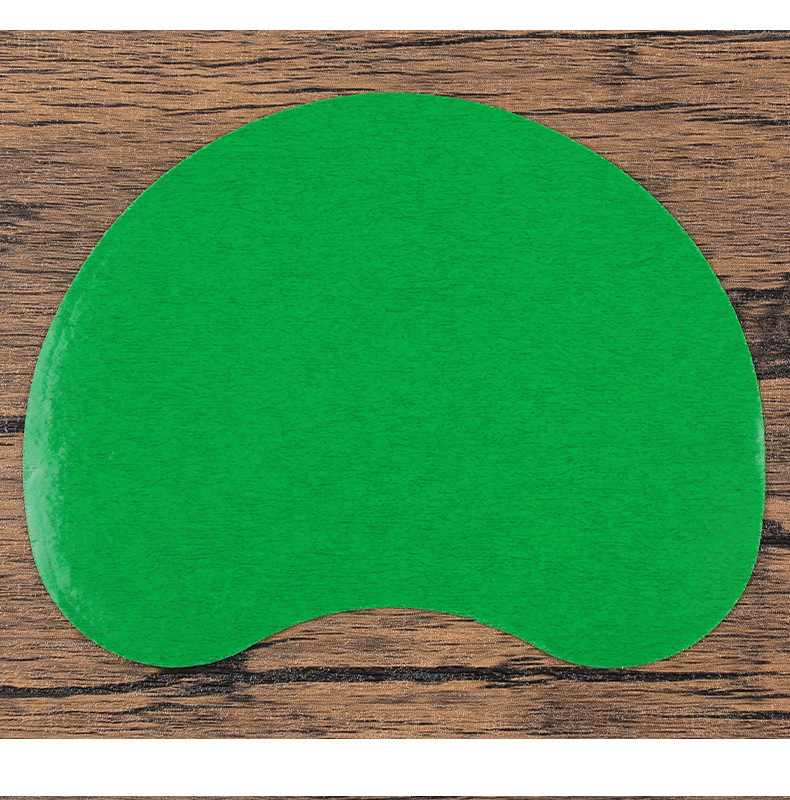 Moxa Waist Patch Herbal Warming Wrap for Lumbar Support and Daily Body Care in use