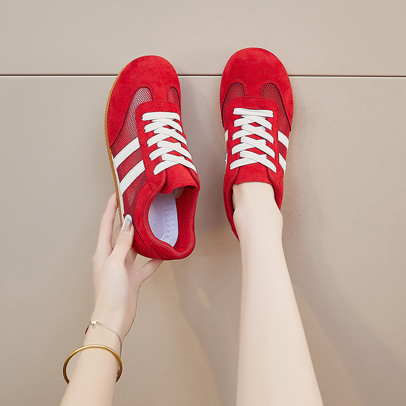 2026 primavera y otoño nuevos zapatos de skate de fondo plano, zapatos deportivos casuales retro, zapatos ligeros de entrenamiento para mujeres