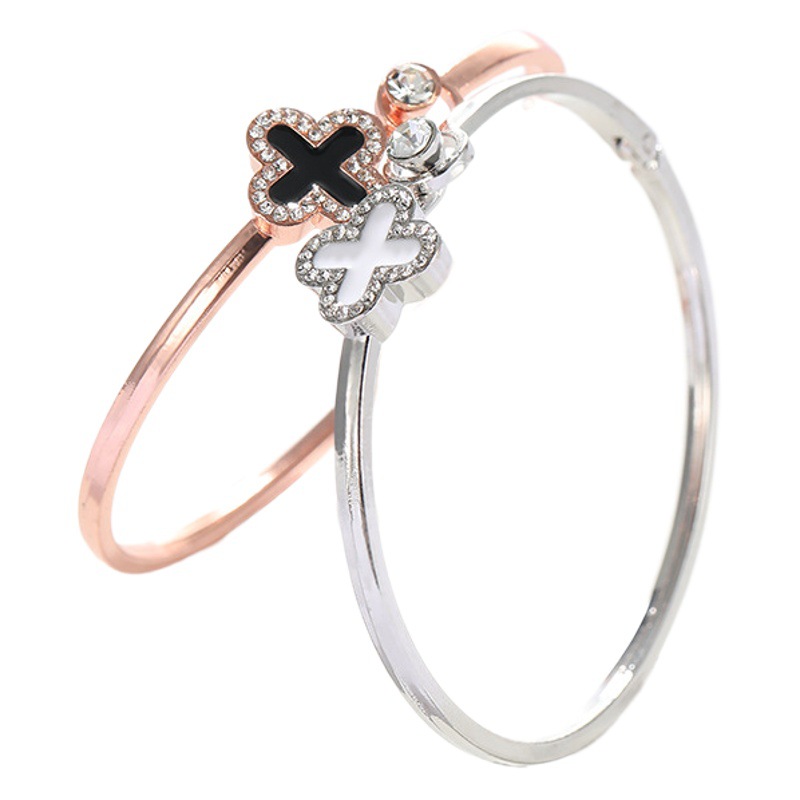 Diamond-Encrusted Four-Leaf Clover Bracelet for Women, Cross-Border Ins Style, Exquisite, Versatile, Non-Fading, Wholesale from the Source Factory