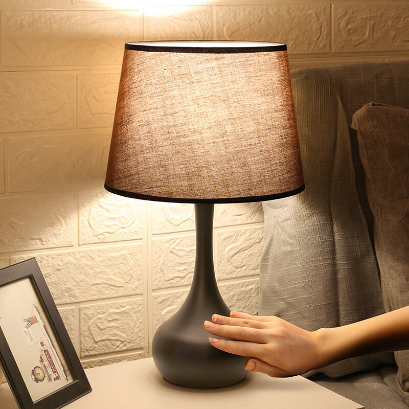 American Table Lamp Bedroom Bedside Lamp Warm Bedside Table Lamp Simple Modern Wedding Lamp Touch Dimming Night Light American Table Lamp Bedroom Bedside Lamp Warm Bedside Table Lamp Simple Modern Wedding Lamp Touch Dimming Night Light