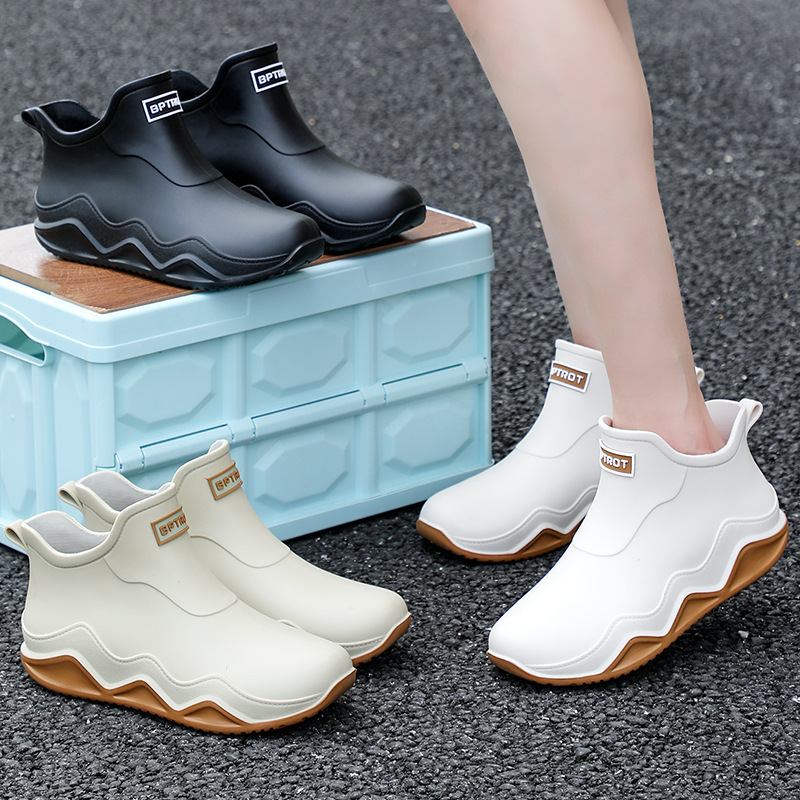 Japanese Style Fashion Rain Boots Women's Working Kitchen Water Boots fleece-lined Warm Rain Boots Men's Waterproof Non-slip Wear-resistant Rubber Shoes Cross-border