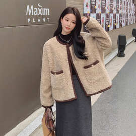 圆领小香风毛茸茸羊羔毛短外套女小个子2024秋冬新款皮毛一体棉服