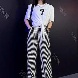 2023新款撞色条纹高腰休闲裤套装不规则下摆印花圆领T恤两件套女