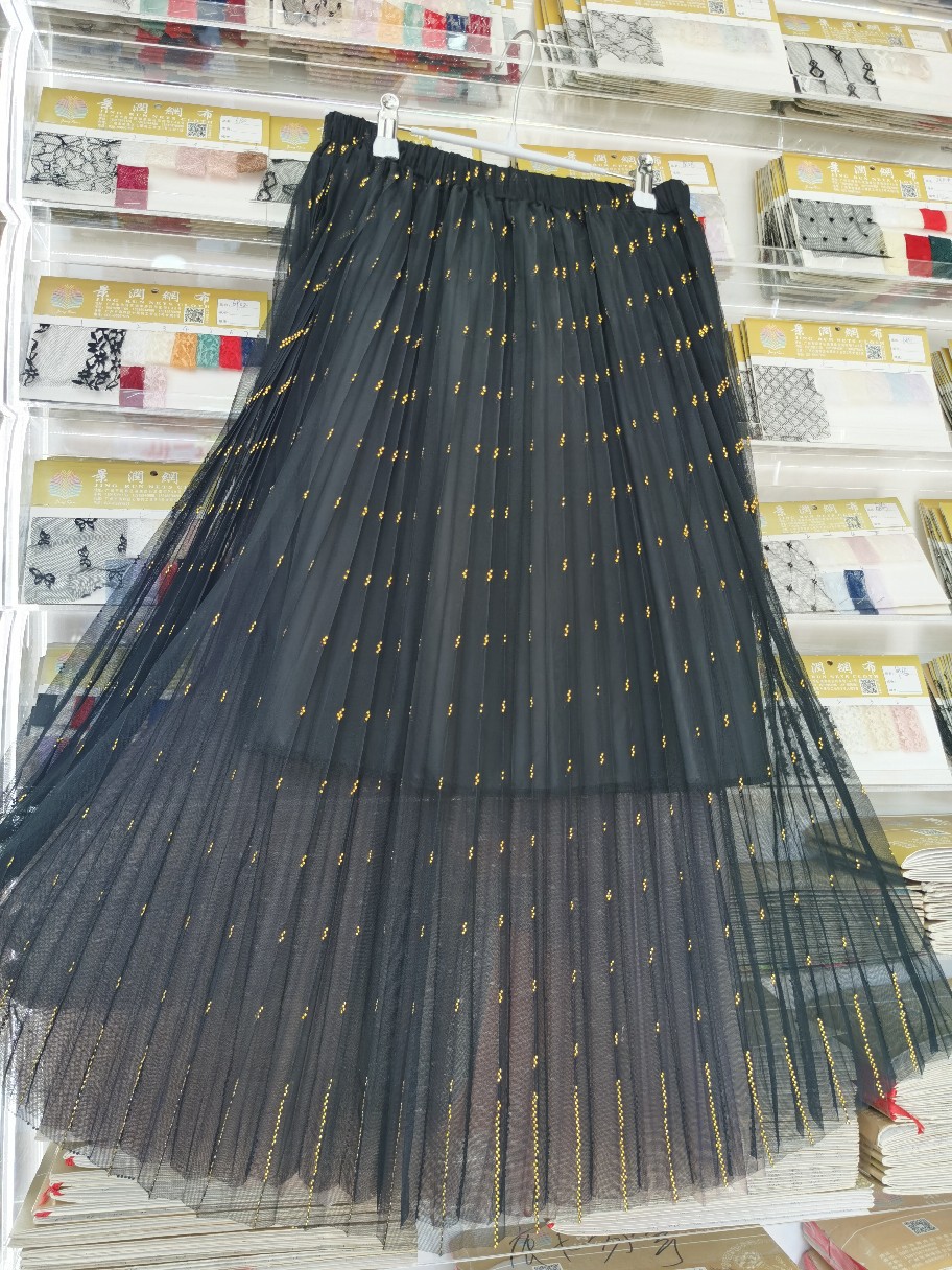 半成品裁片压折加钻