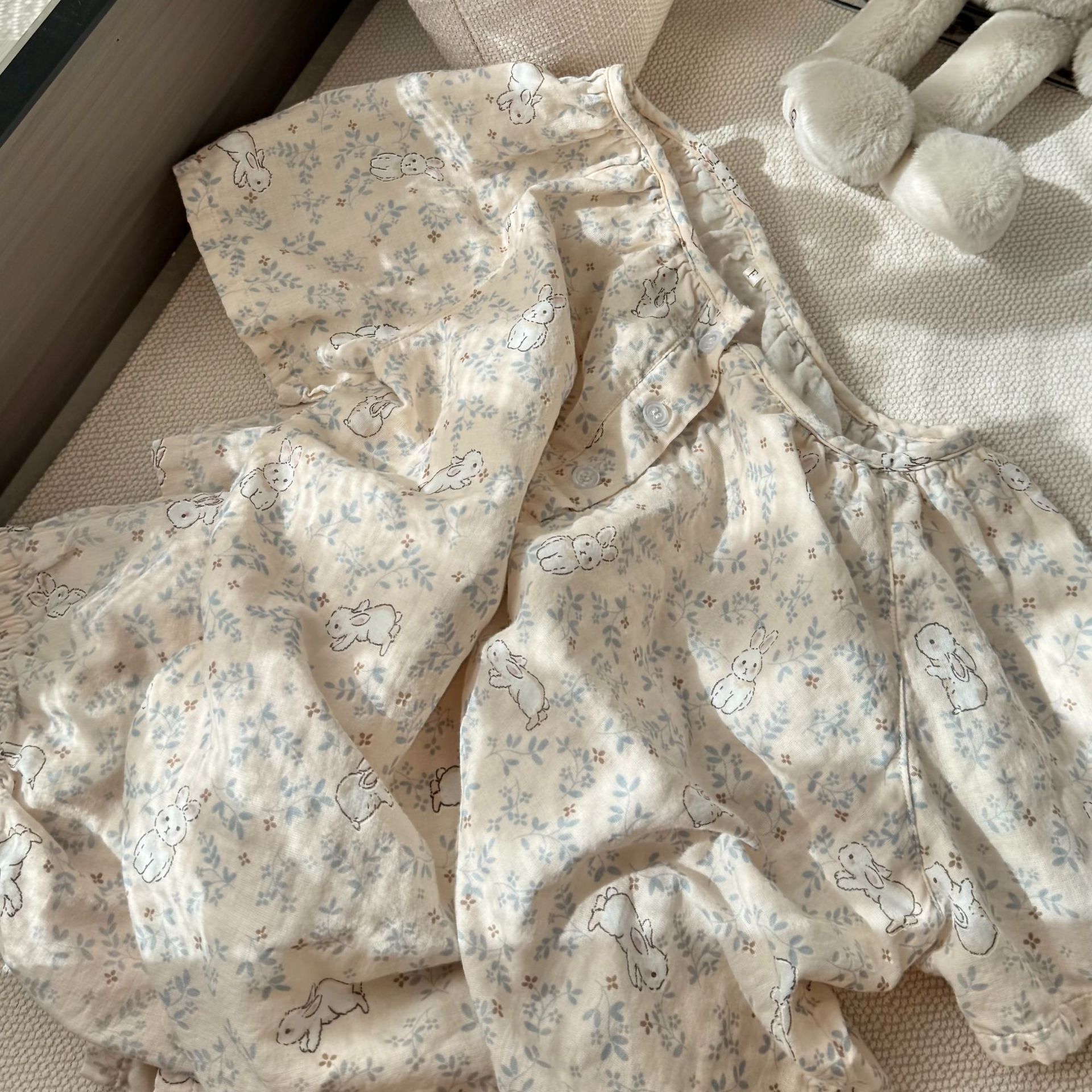 라운드넥 반팔반바지 정장 - 안젤라