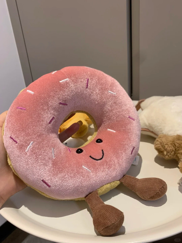 小さくて楽しい桃、桃のような柔らかいぬいぐるみ、人形、かわいい誕生日プレゼント|undefined