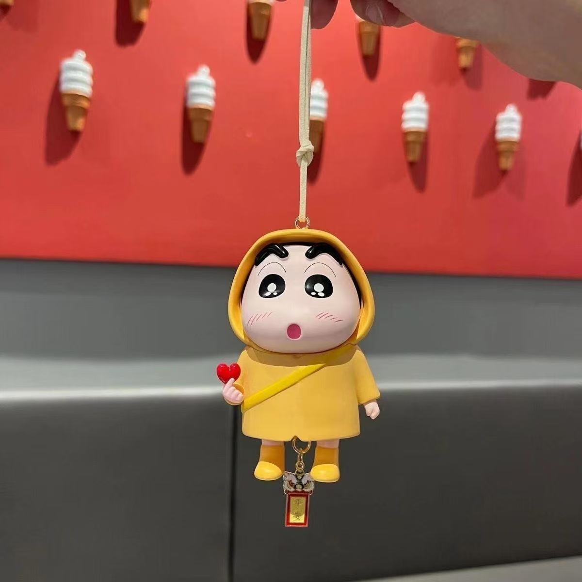 蜡笔小新可爱车载挂件装饰品卡通后视镜吊坠公仔车内饰品摆件挂饰