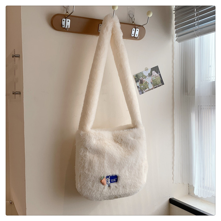 Plush tote for women's trendy and fashionable shoulder bag, plush crossbody bag_voghion.com