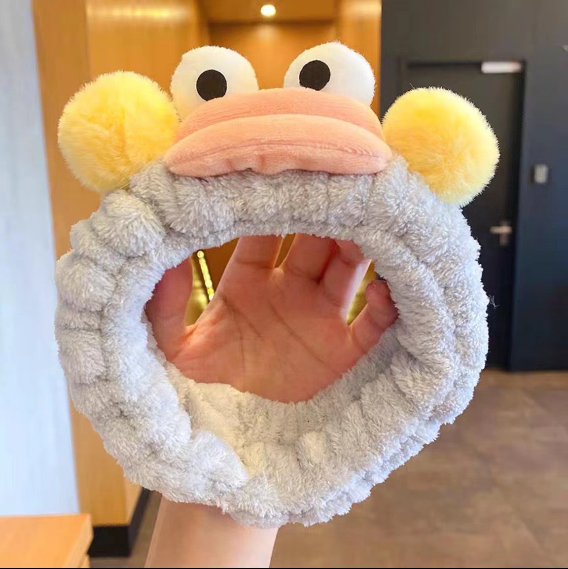 Caricatura verde rana correa de cabello mujer nuevo lindo gran ojo correa de cabello lavar la cara correa de cabello máscara de Navidad tocado