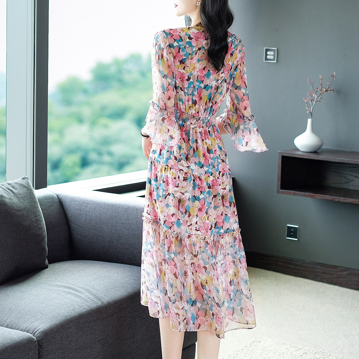 High-end women's clothing source ruffle sleeve mulberry silk floral dress V-neck elegant silk dress 69201