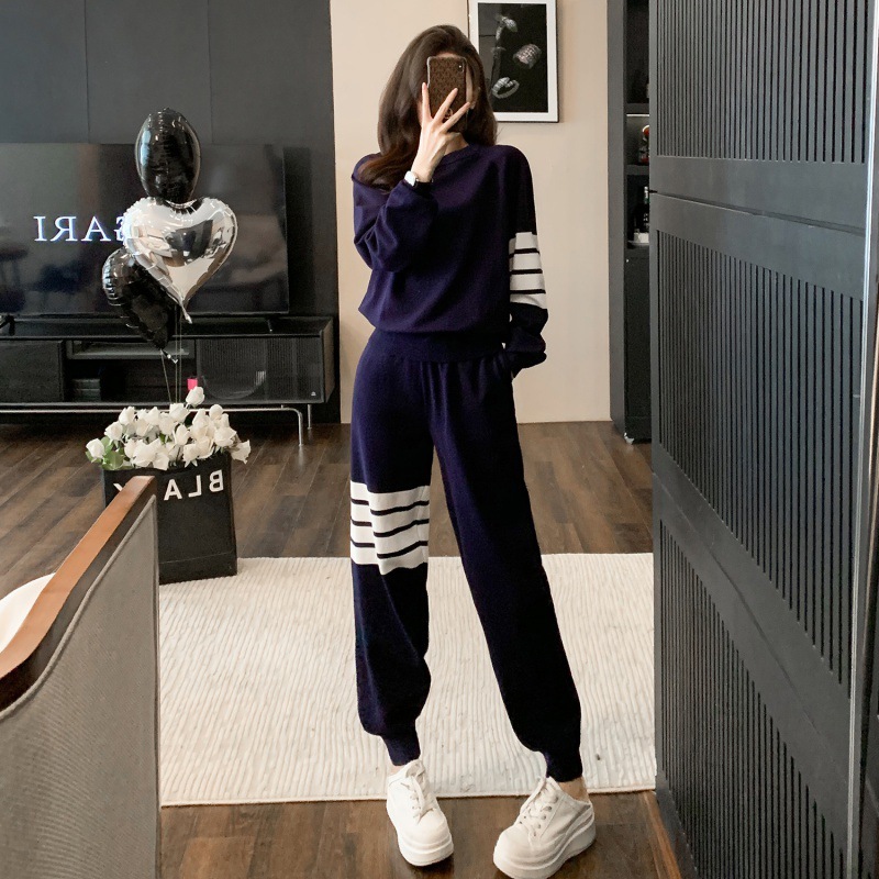 6957欧品レジャースポーツスーツ女性秋の新型ファッション揚げ街ニットのワイドパンツ2点セット|undefined