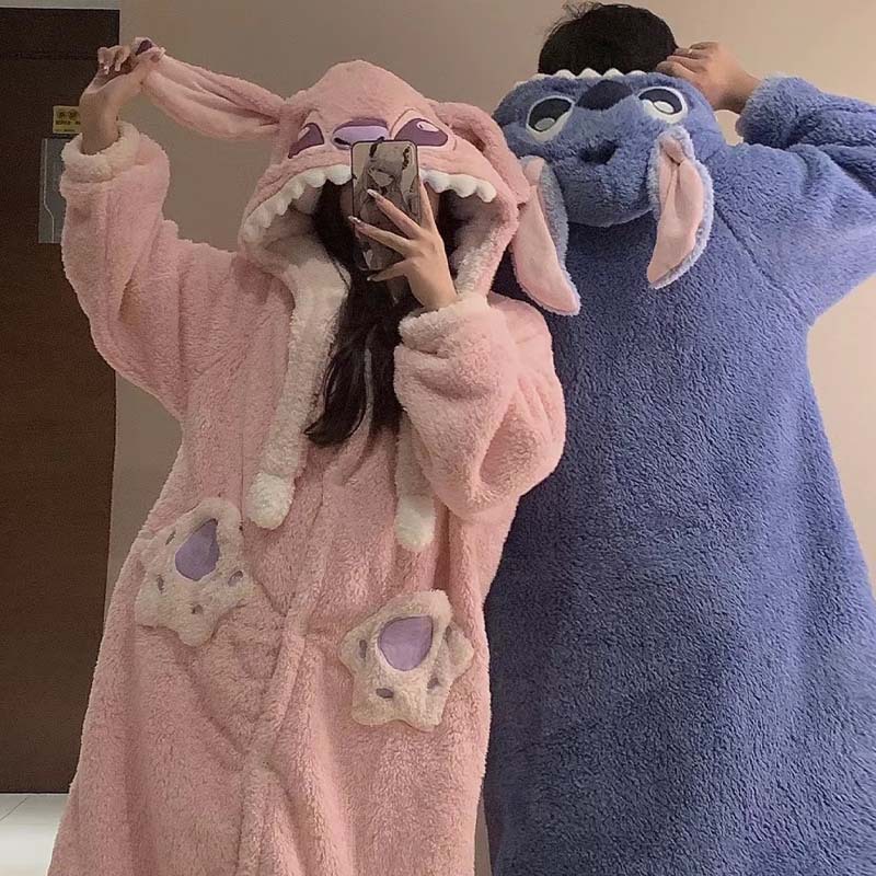 Shi Di Couple Thickened Pajamas Women's 2022 Autumn and Winter New Coral Fleece Nightgown Warm Bathrobe Cute Home Clothes