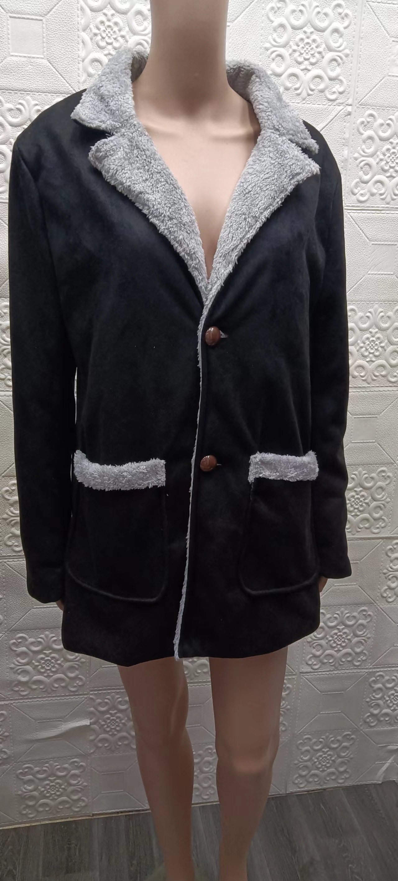 Vīriešu apģērbs Vīriešu jakas Ziemas jaunumi Kažokādas jakas Kažoki_voghion.com