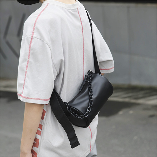 斜挎包男士潮牌PU小挎包ins潮男士包包秋冬新款圆筒包女