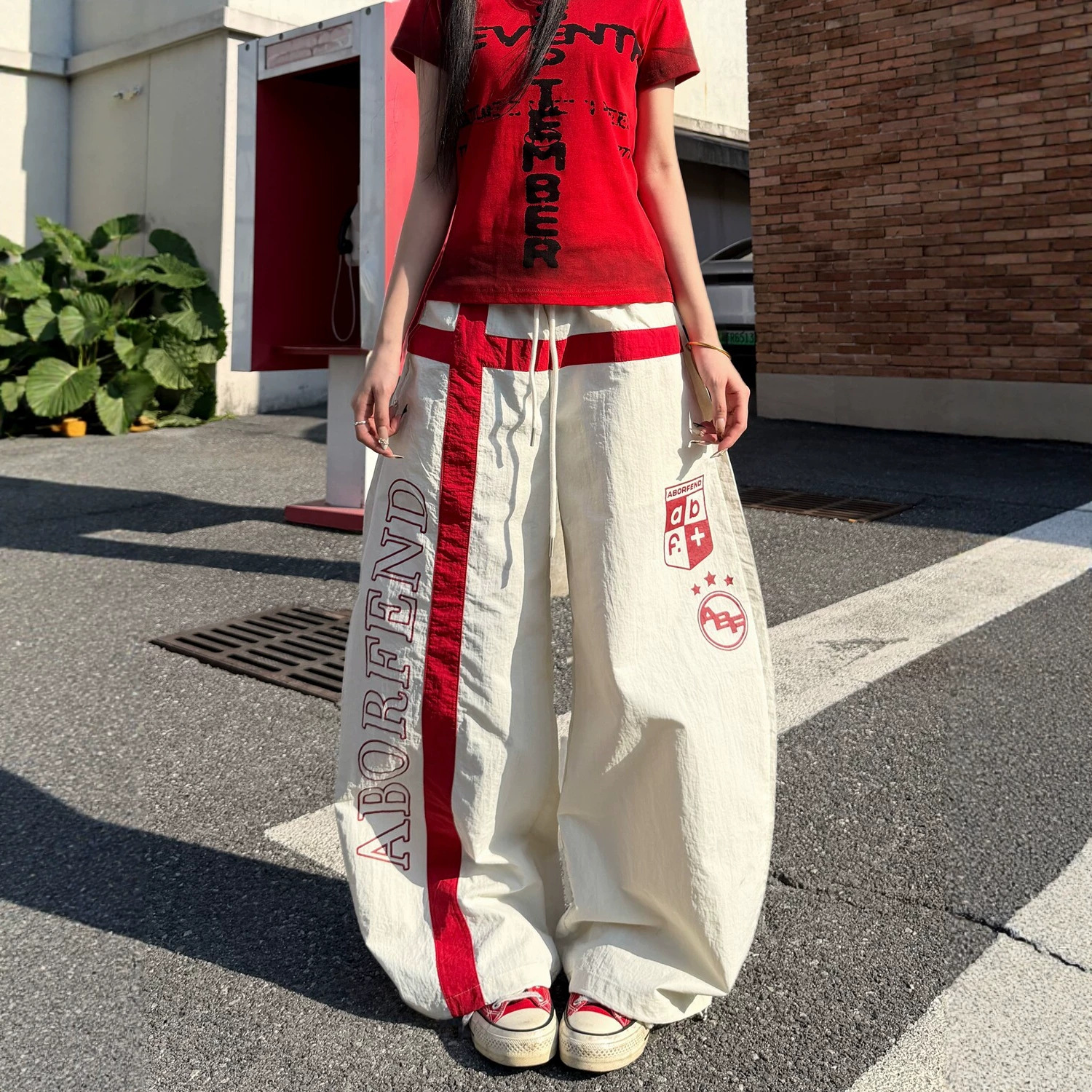 美式嘻哈街头运动条纹拼接爵士舞弯刀裤女夏季宽松显瘦垂感阔腿裤